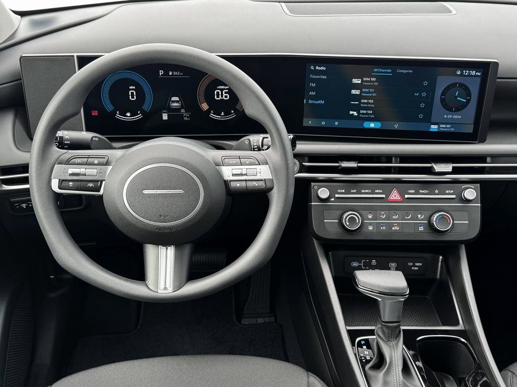 New 2025 Hyundai Tucson SE image 17