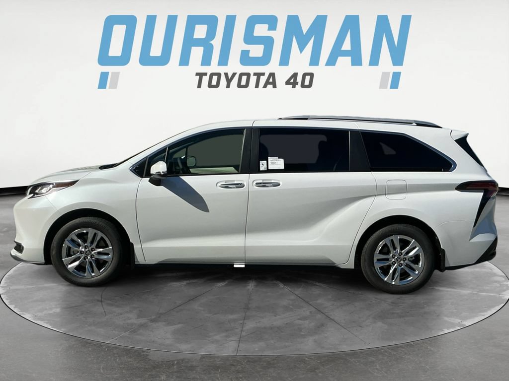 New 2026 Toyota Sienna Limited AWD/4WD image 4
