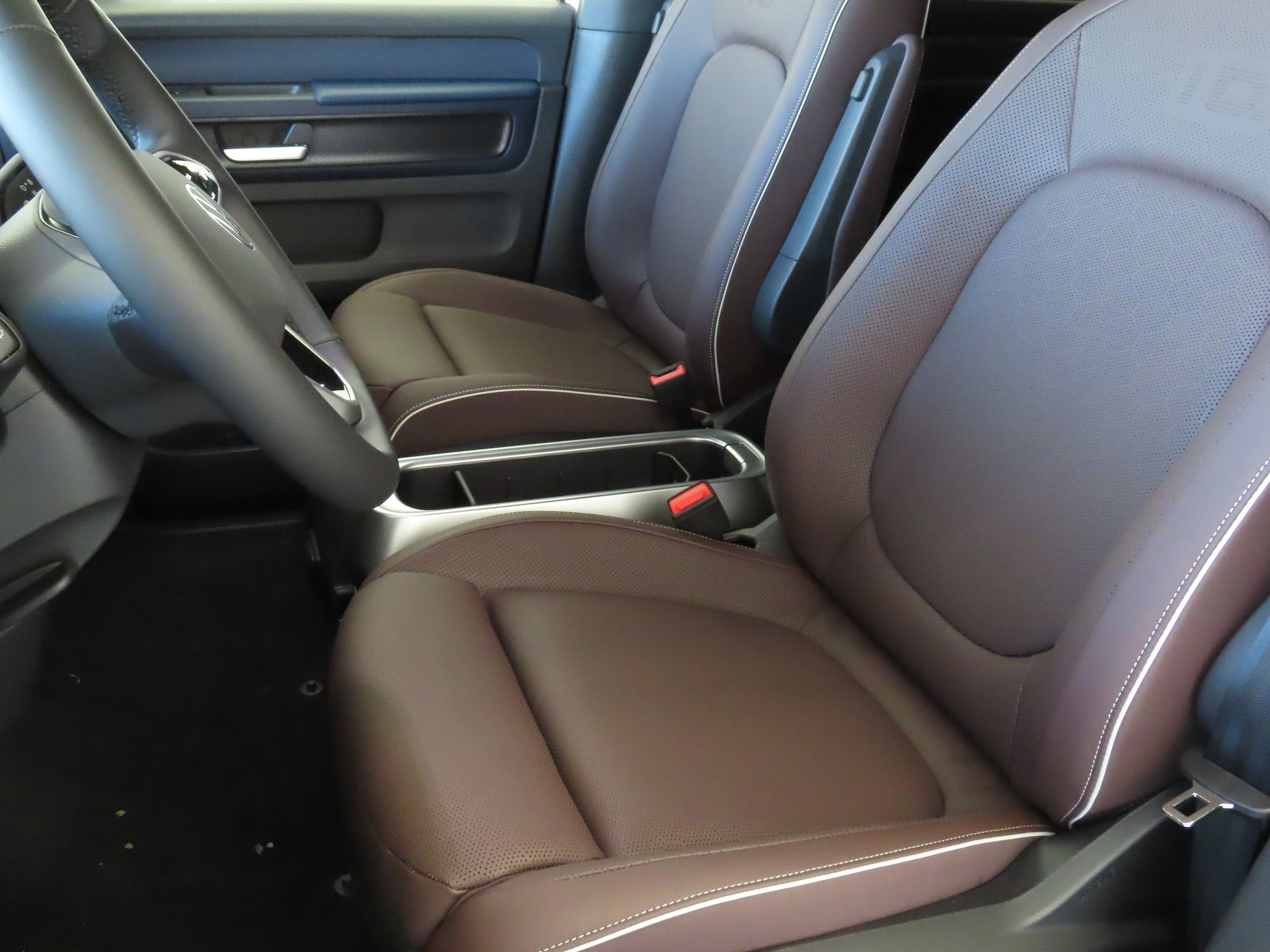 New 2025 Volkswagen ID. Buzz Pro S image 17