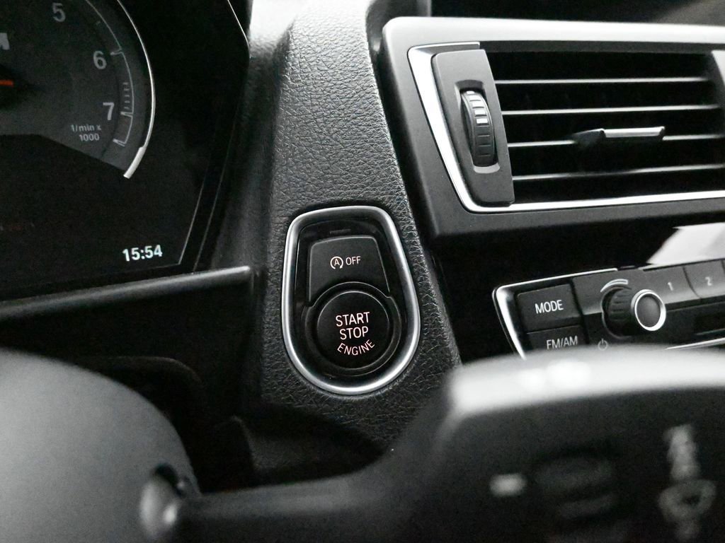 Used 2017 BMW M2 image 44