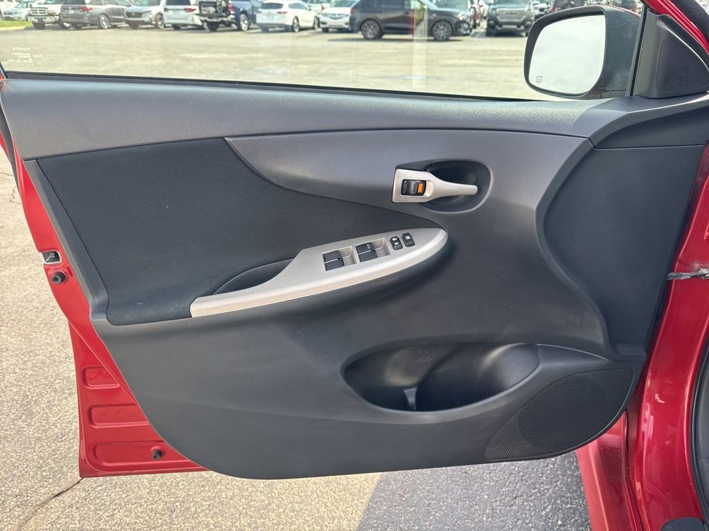 Used 2013 Toyota Corolla S w/ Premium Pkg image 29