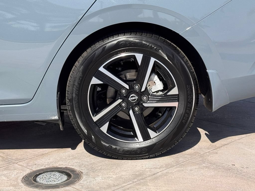Certified 2025 Nissan Sentra SV FWD image 10