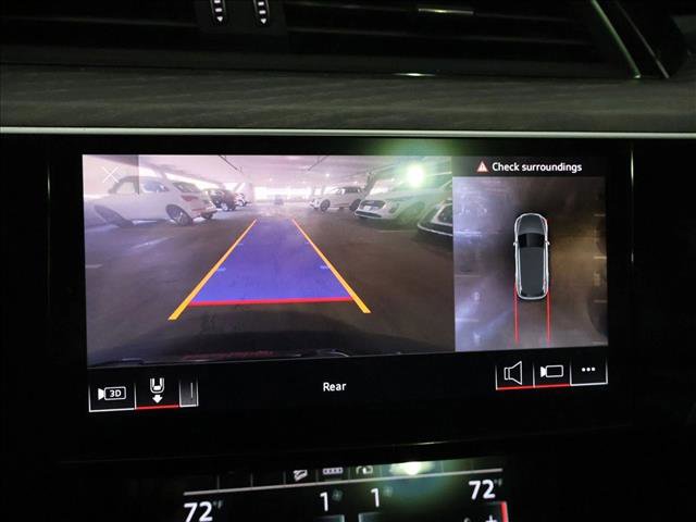 Used 2023 Audi e-tron Premium Plus w/ Premium Plus Package image 13