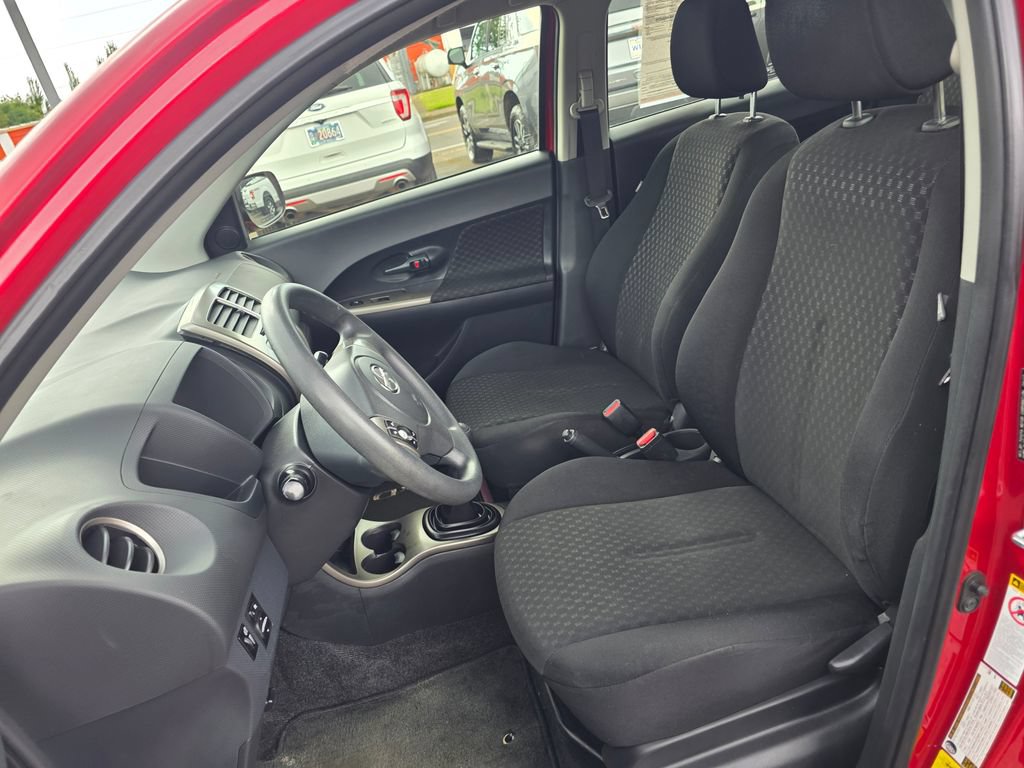 Used 2012 Scion xD FWD image 3