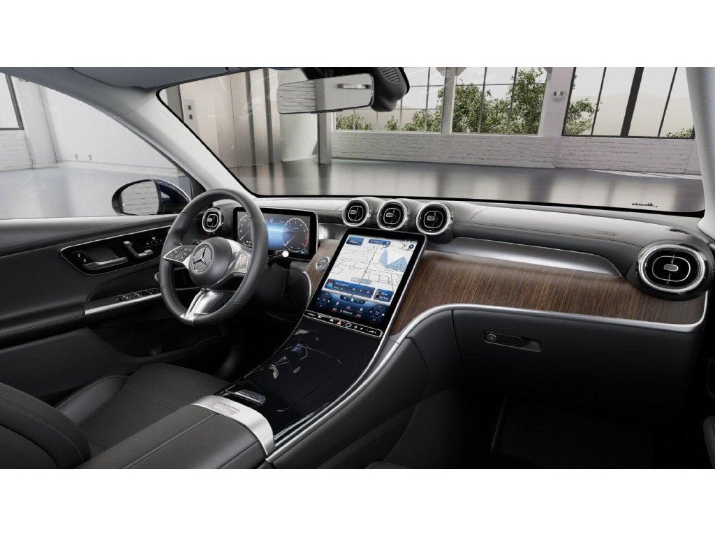 Used 2023 Mercedes-Benz GLC 300 4MATIC image 6