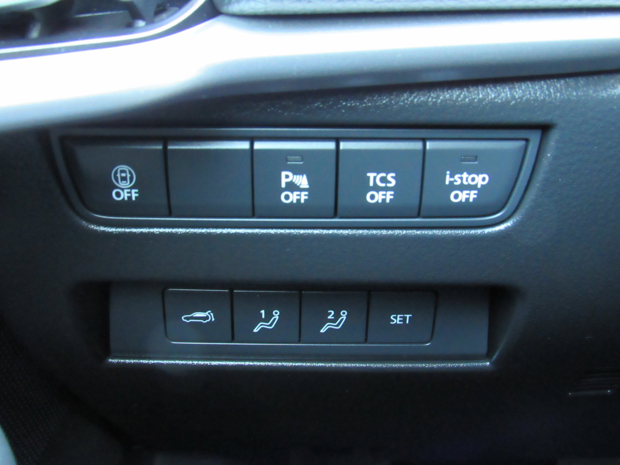 Used 2025 MAZDA CX-90 3.3 Turbo w/ Premium Sport Pkg image 17