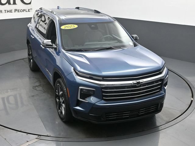 Used 2025 Chevrolet Traverse High Country w/ LPO, Floor Liner Package FWD image 49