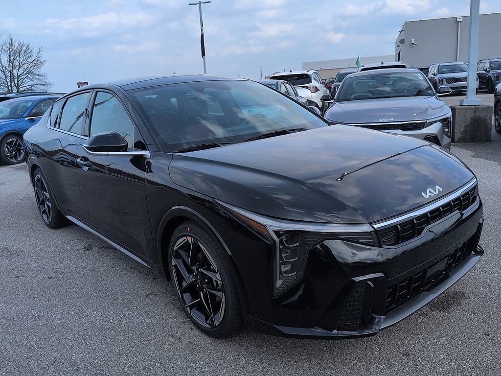 New 2026 Kia K4 GT-Line