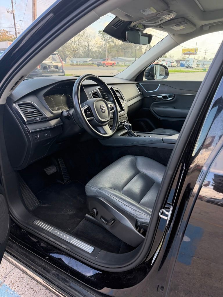 Used 2020 Volvo XC90 T6 Momentum image 15