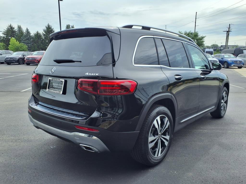 New 2025 Mercedes-Benz GLB 250 4MATIC image 6