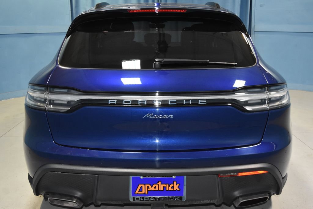 Certified 2024 Porsche Macan image 30