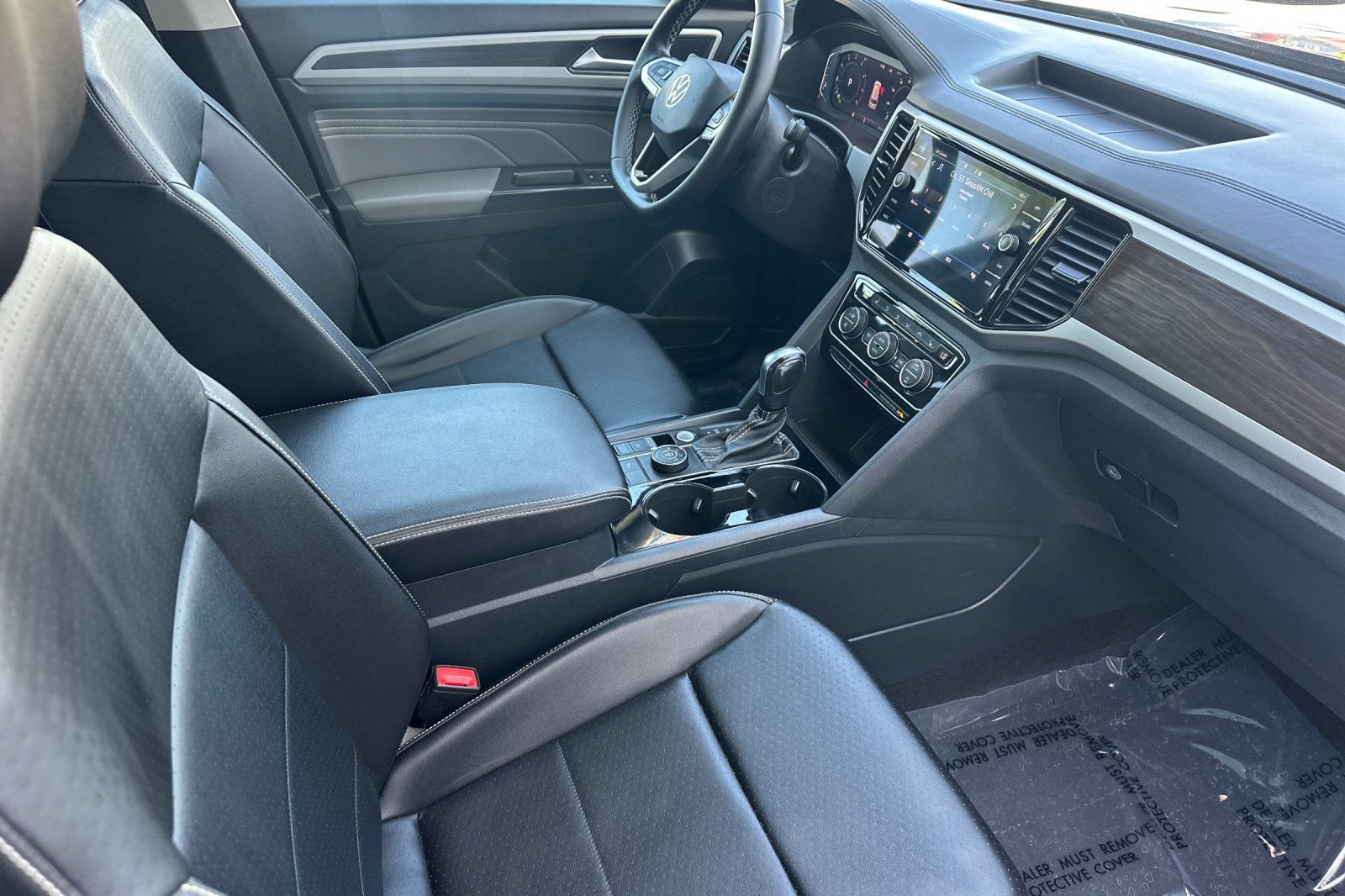 Used 2022 Volkswagen Atlas SE AWD/4WD image 21