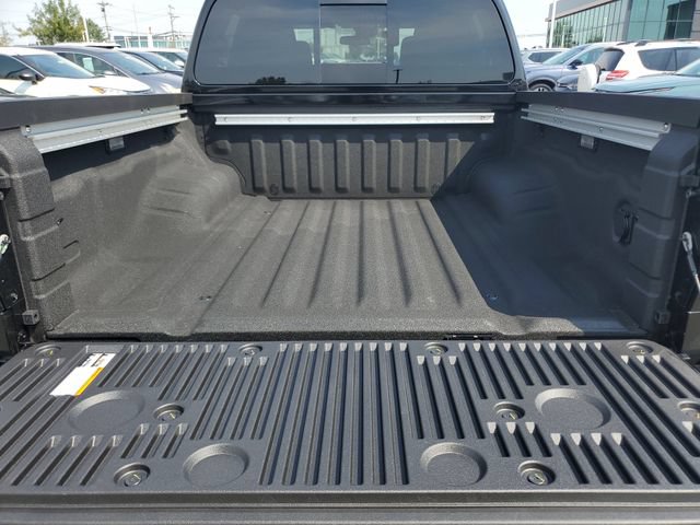 New 2027 Nissan Frontier PRO-4X w/ Pro Convenience Package AWD/4WD image 11