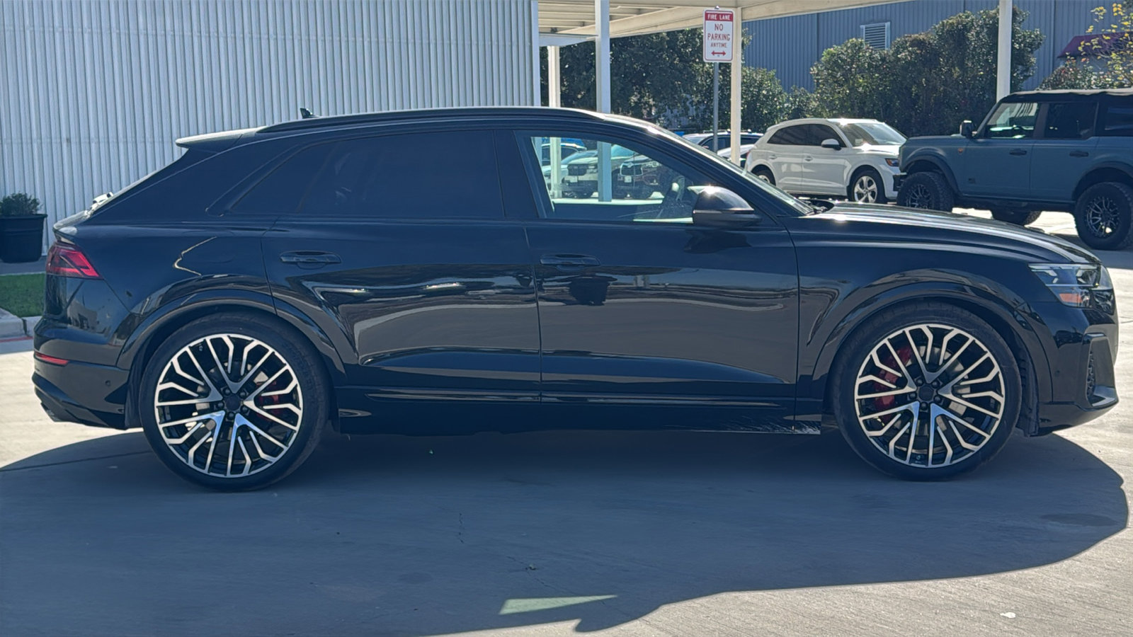 New 2026 Audi SQ8 Prestige image 8