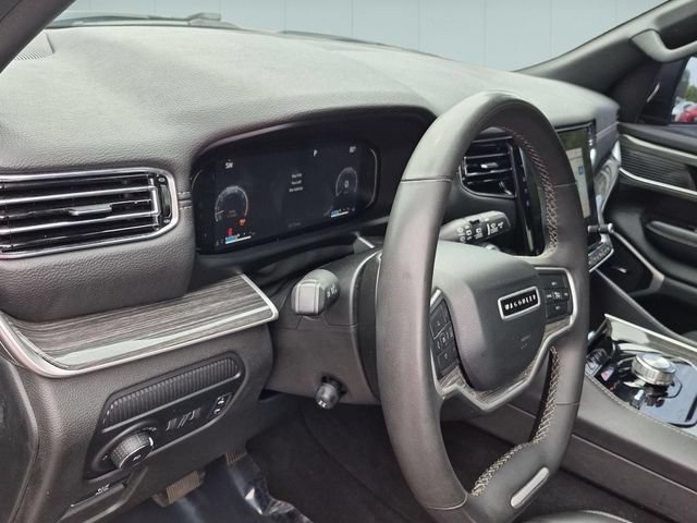 Used 2022 Jeep Wagoneer Series II AWD/4WD image 11
