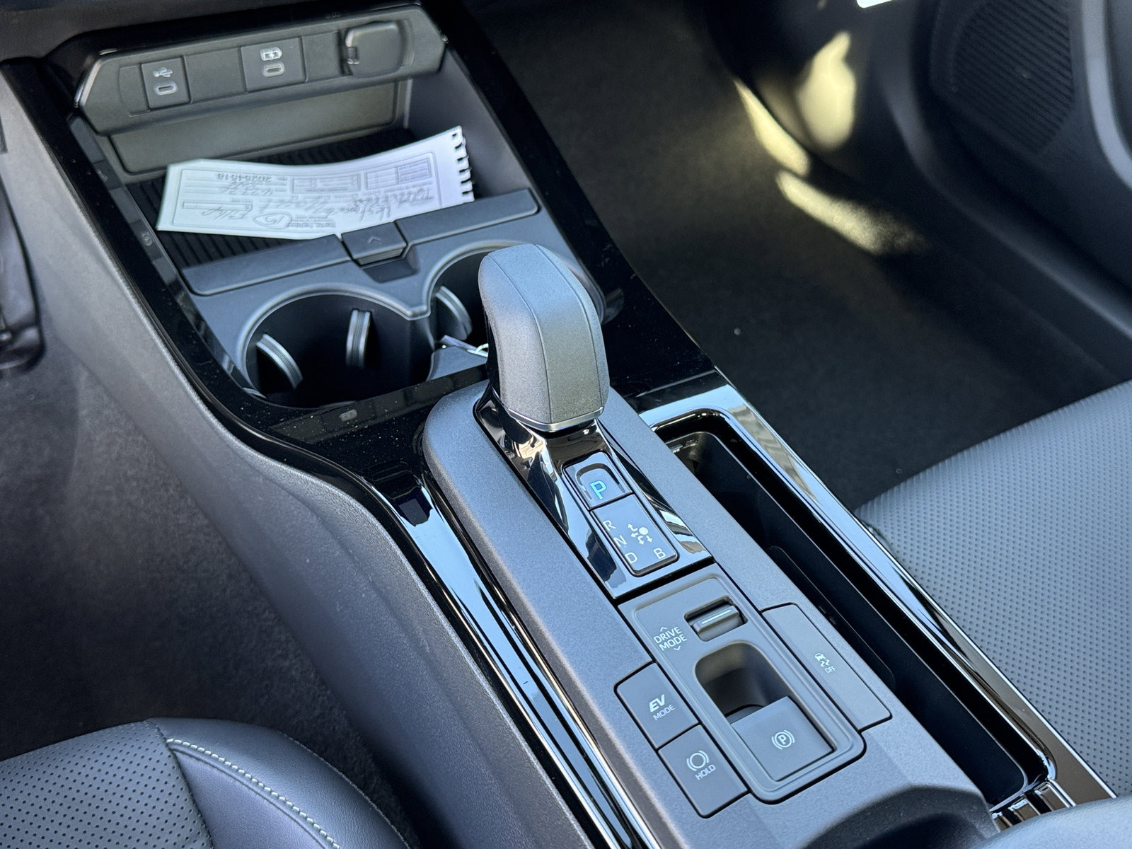 New 2026 Toyota Prius Limited FWD image 19