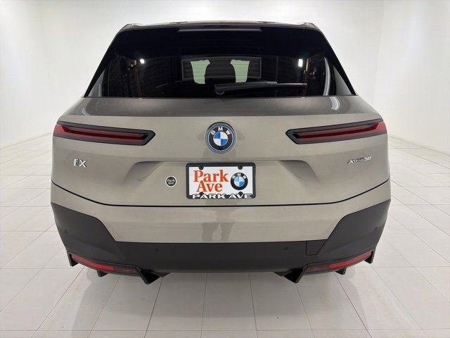 Used 2025 BMW iX xDrive50 w/ Premium Package image 4