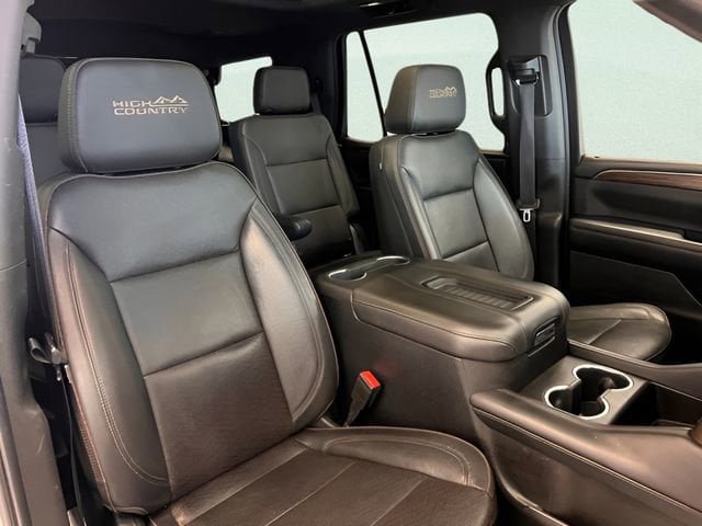 Used 2021 Chevrolet Tahoe High Country w/ Premium Package AWD/4WD image 19