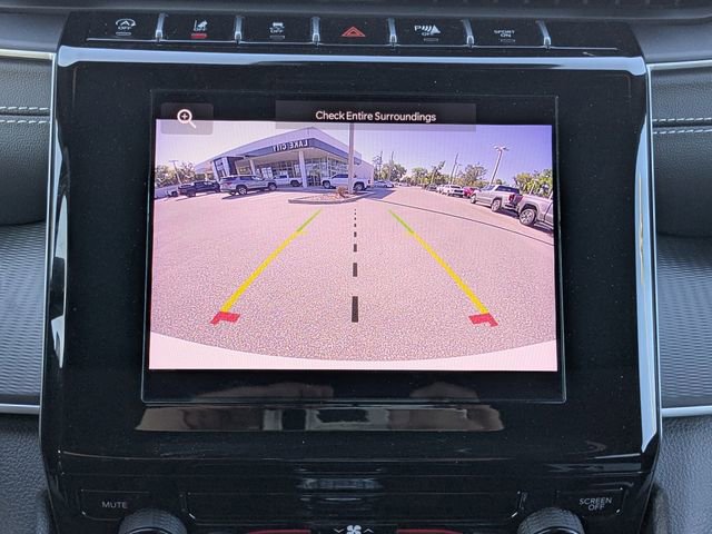 Used 2025 Jeep Grand Cherokee Laredo X RWD image 29