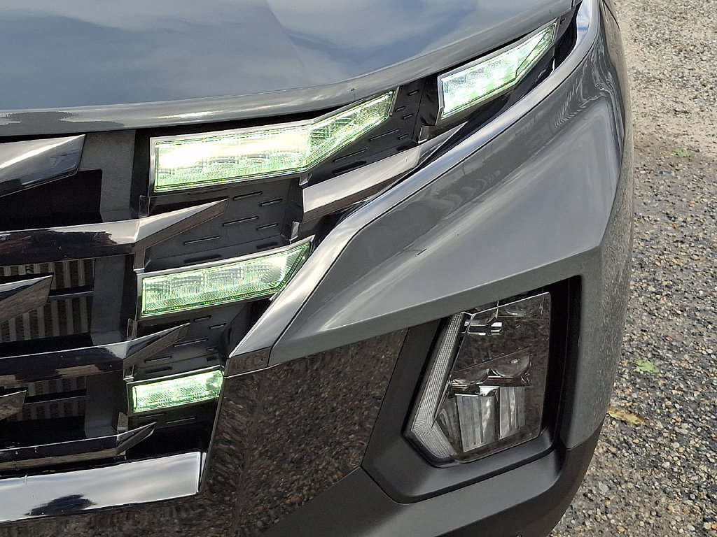Used 2024 Hyundai Santa Cruz Night AWD/4WD image 10