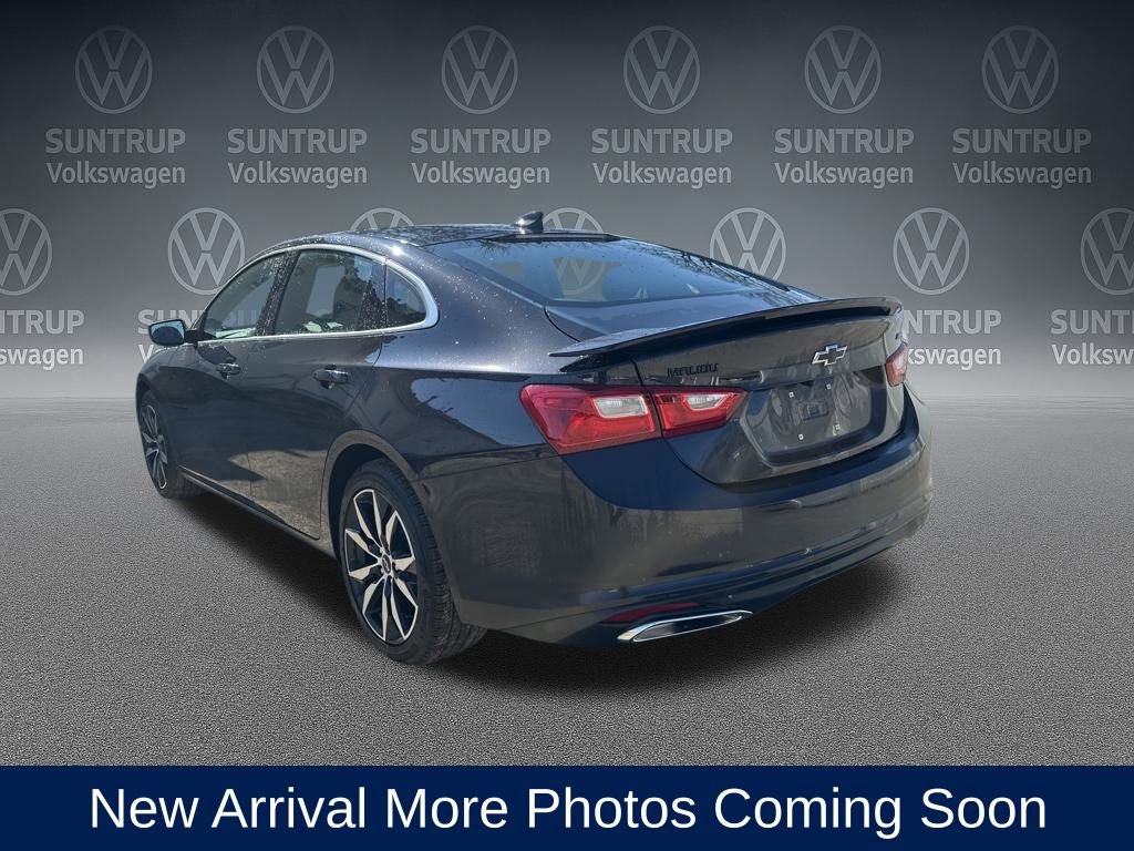Used 2023 Chevrolet Malibu RS image 2