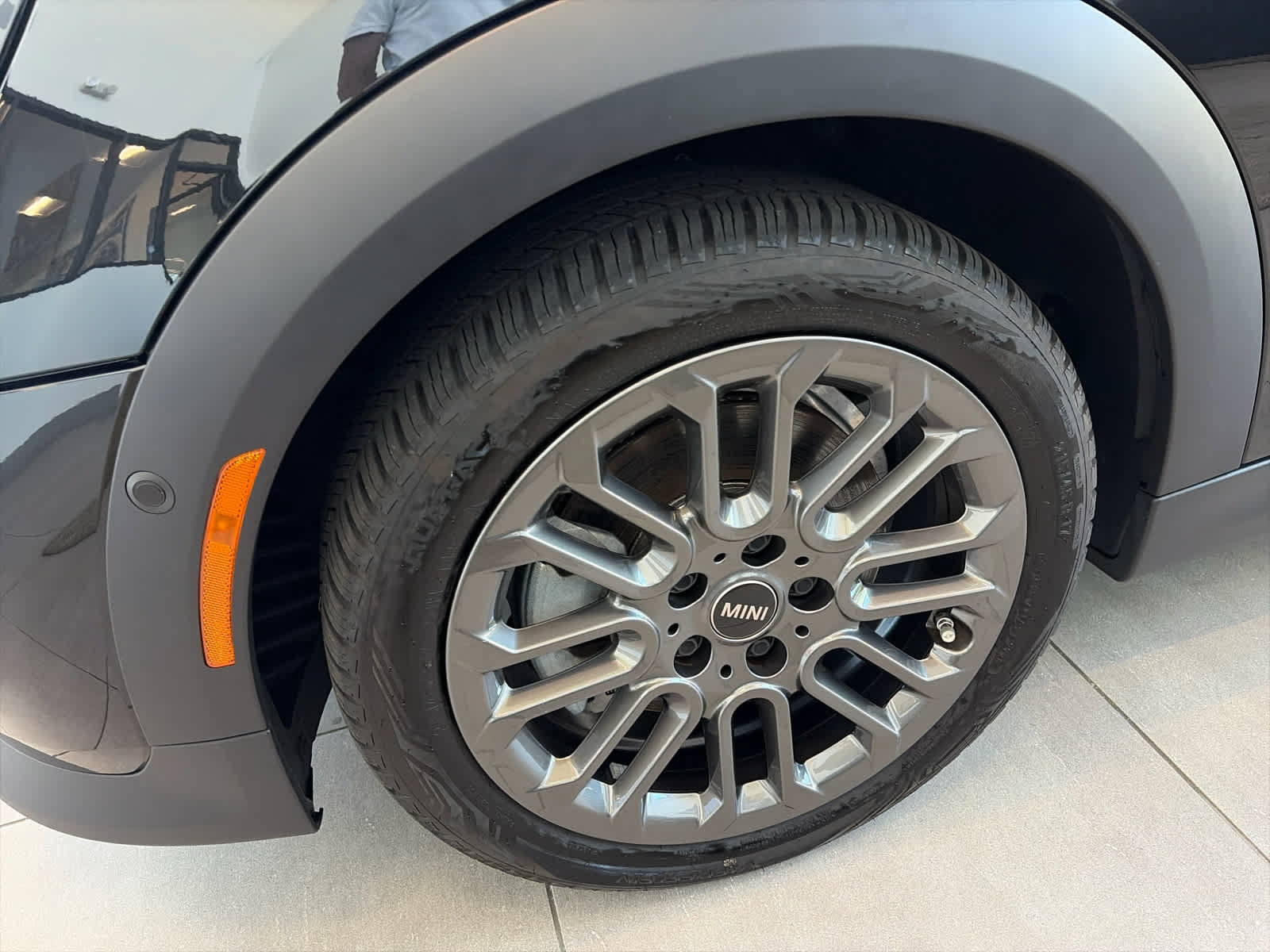 Used 2025 MINI Cooper 2-Door Hardtop FWD image 16