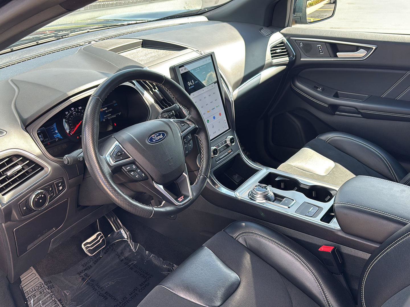 Used 2023 Ford Edge ST AWD/4WD image 12