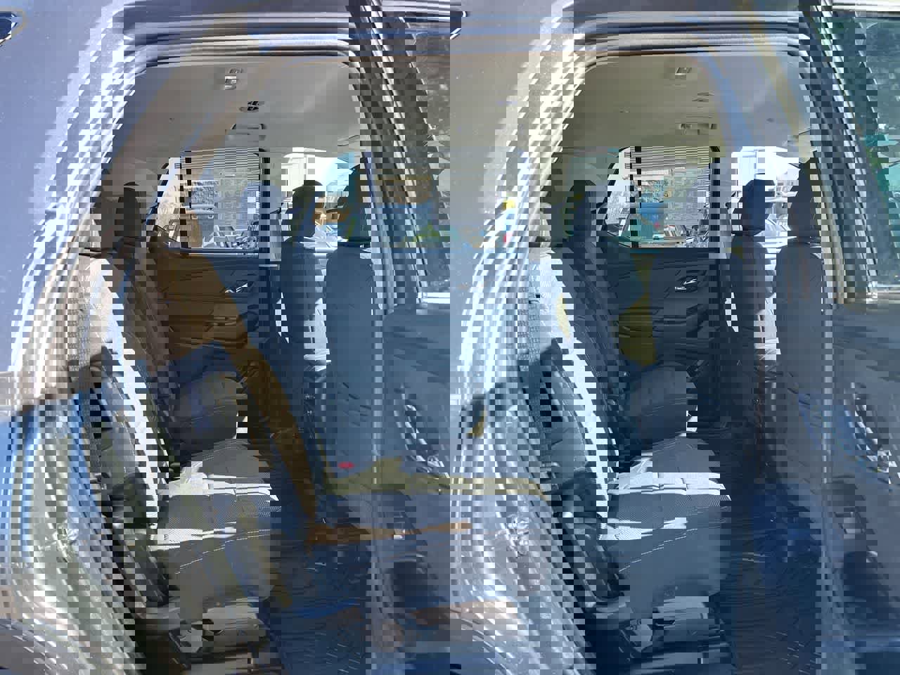 Used 2019 Chevrolet Traverse LT image 25