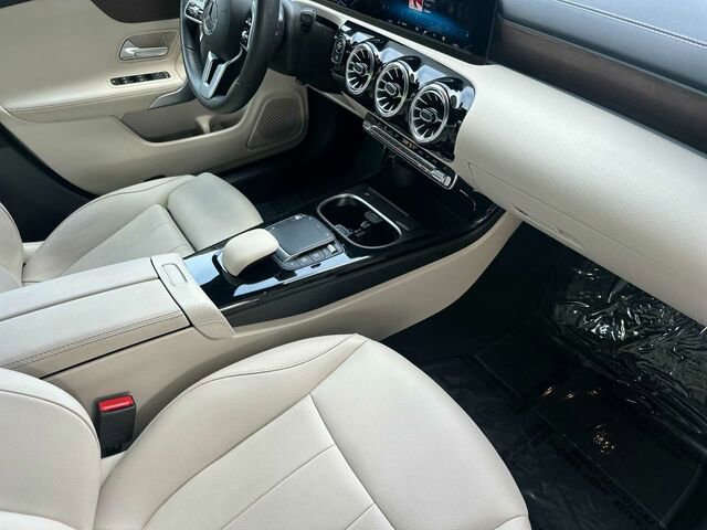 Certified 2022 Mercedes-Benz CLA 250 image 19