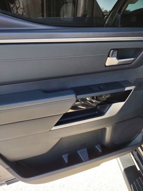 Used 2023 Toyota Tundra Limited image 16