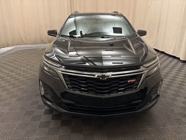 Used 2023 Chevrolet Equinox RS w/ LPO, Floor Liner Package image 2