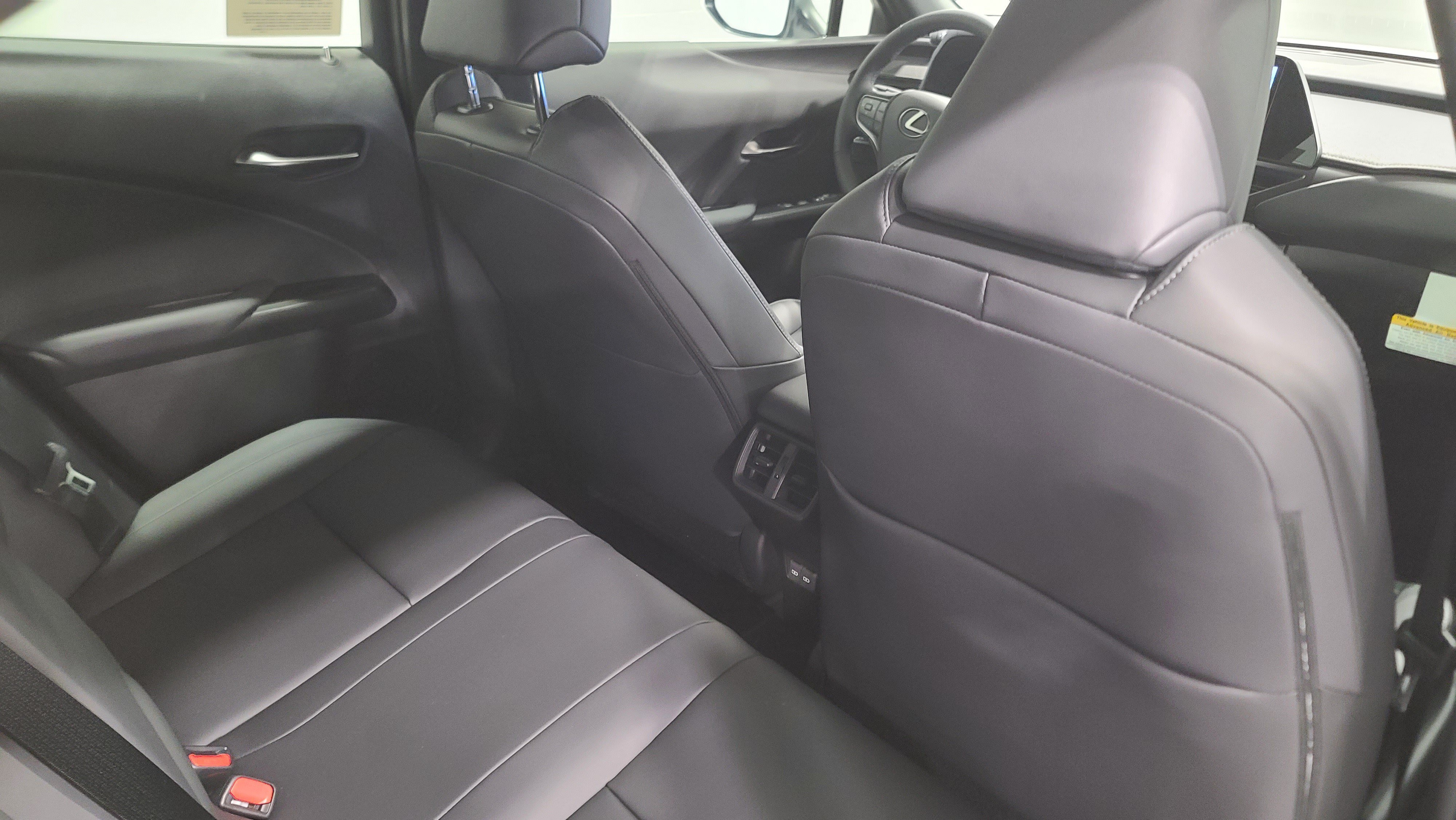 Certified 2026 Lexus UX 300h FWD w/ Accessory Package (2T) image 40