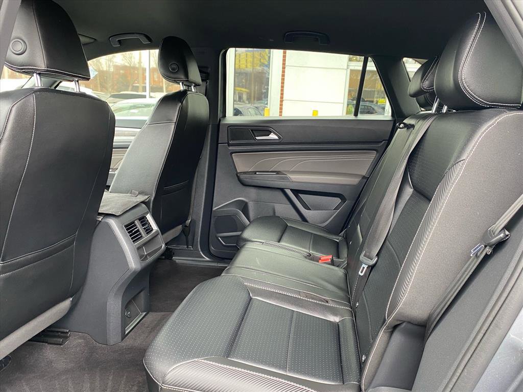 Used 2022 Volkswagen Atlas Cross Sport SE image 20