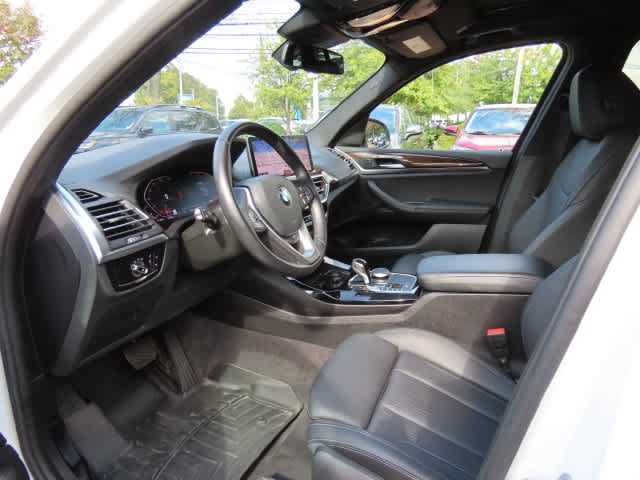 Used 2024 BMW X3 xDrive30i w/ Premium Package w/ZPA AWD/4WD image 2