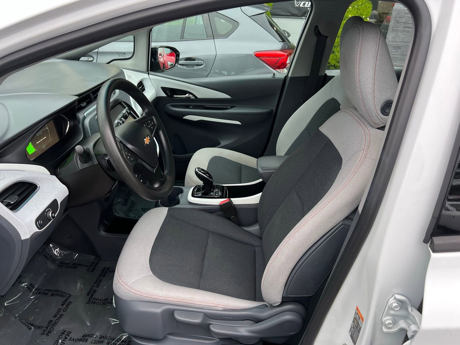 Used 2020 Chevrolet Bolt LT image 14