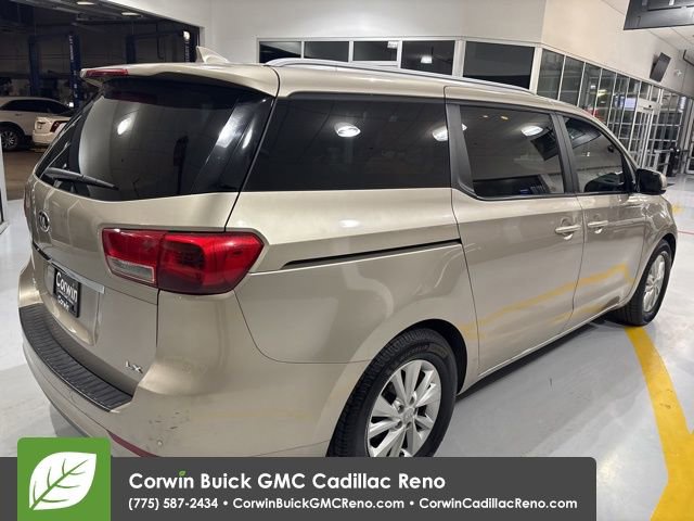 Used 2016 Kia Sedona LX w/ LX Convenience Package image 6