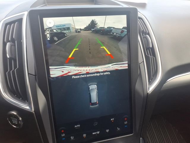 Certified 2024 Ford Edge Titanium w/ Equipment Group 301A AWD/4WD image 17