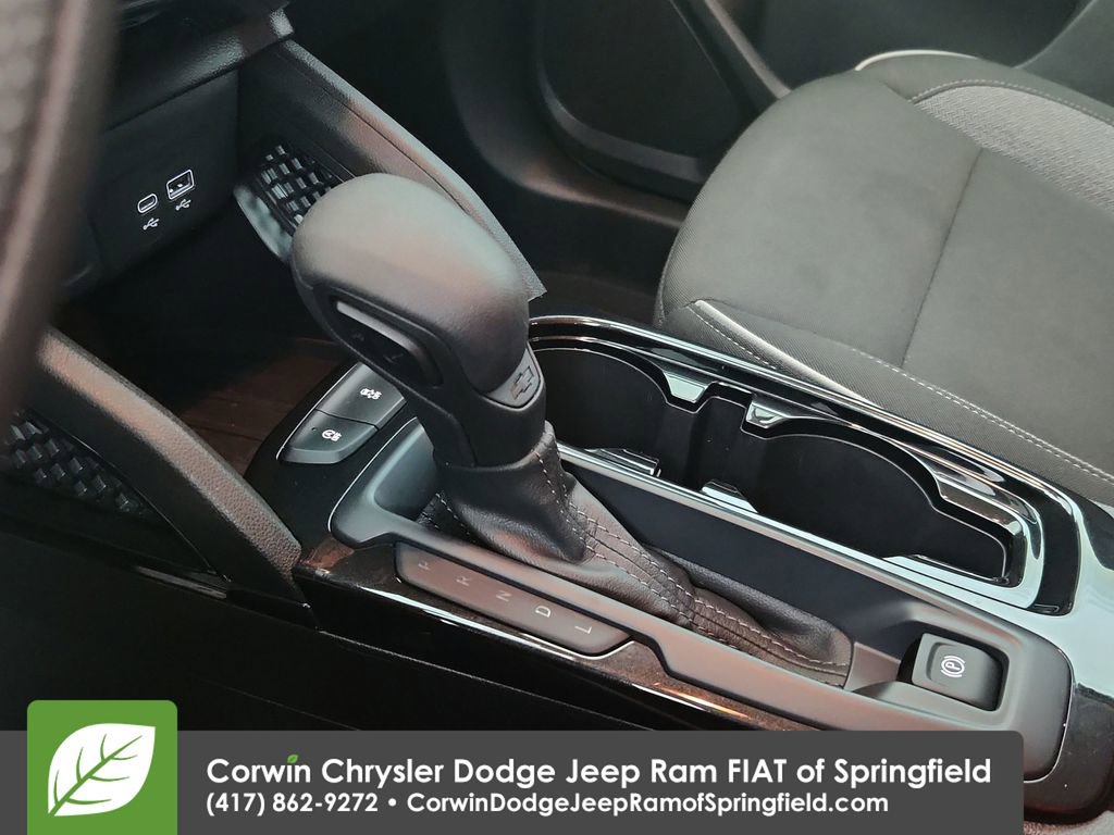 Used 2025 Chevrolet TrailBlazer LT image 28