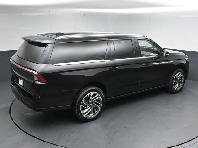Certified 2025 Lincoln Navigator L Reserve AWD/4WD image 54