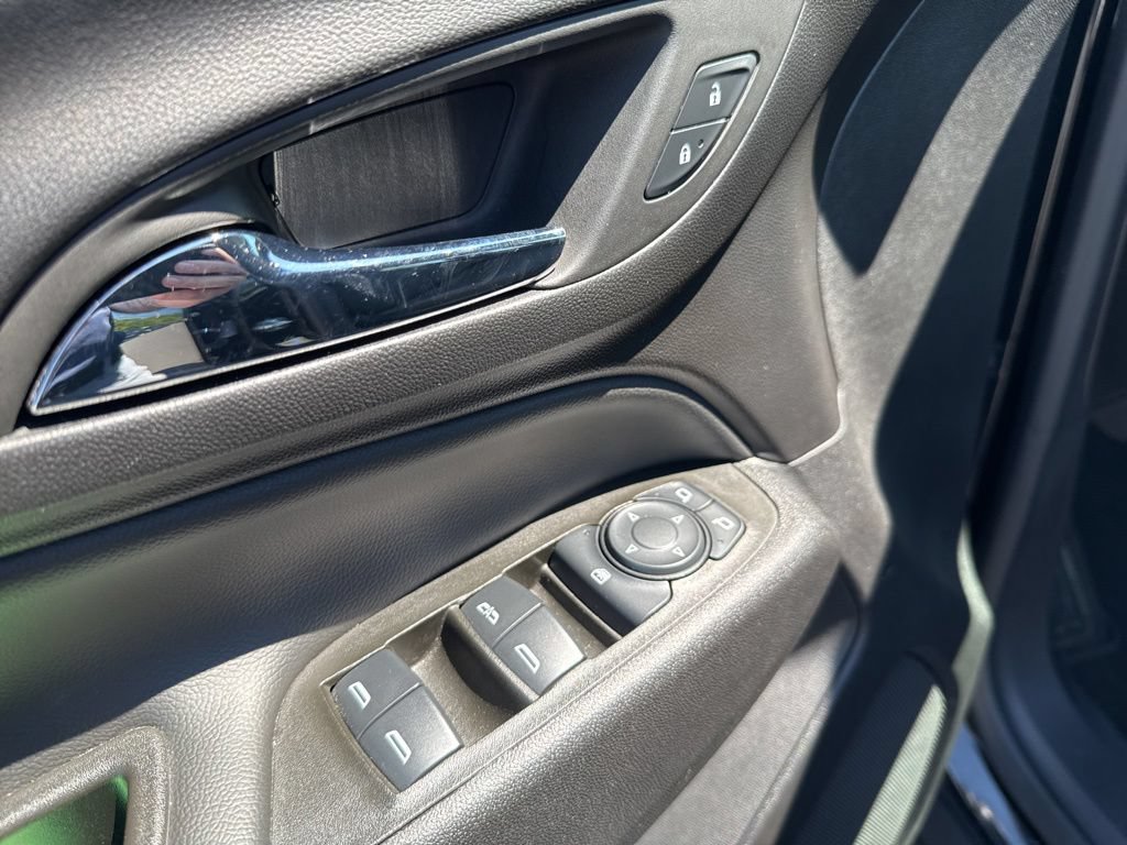 Used 2024 Chevrolet Equinox LT AWD/4WD image 12