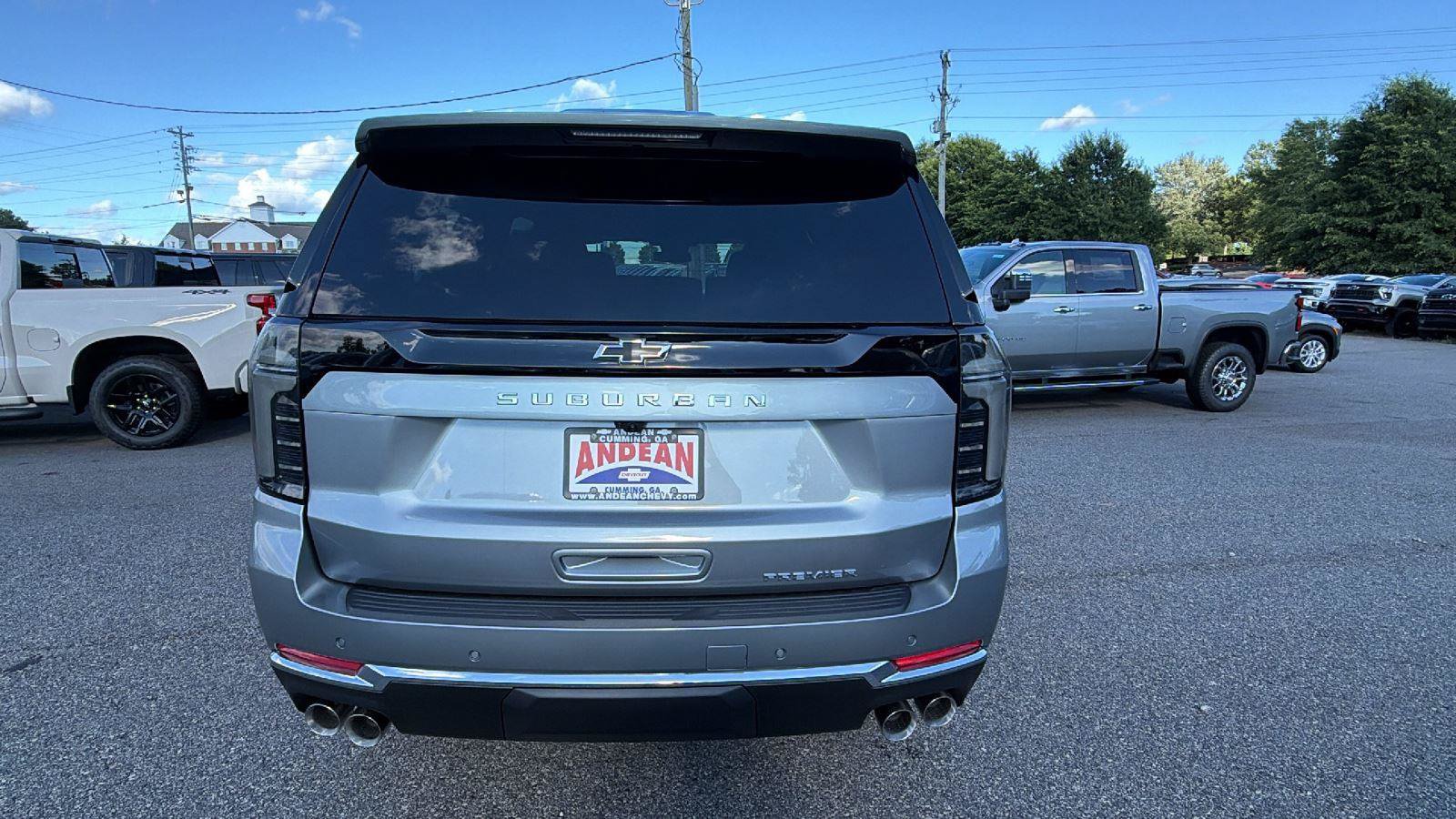 New 2026 Chevrolet Suburban Premier w/ Sun And Tow Package AWD/4WD image 9