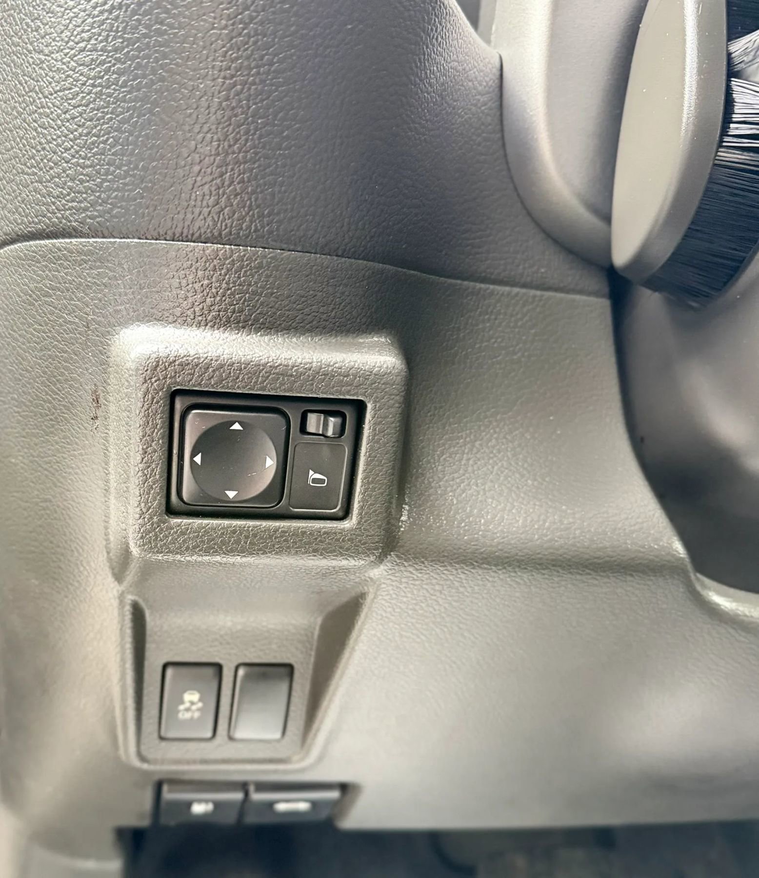 Used 2011 Nissan Cube 1.8 SL w/ Interior Designer Pkg image 21