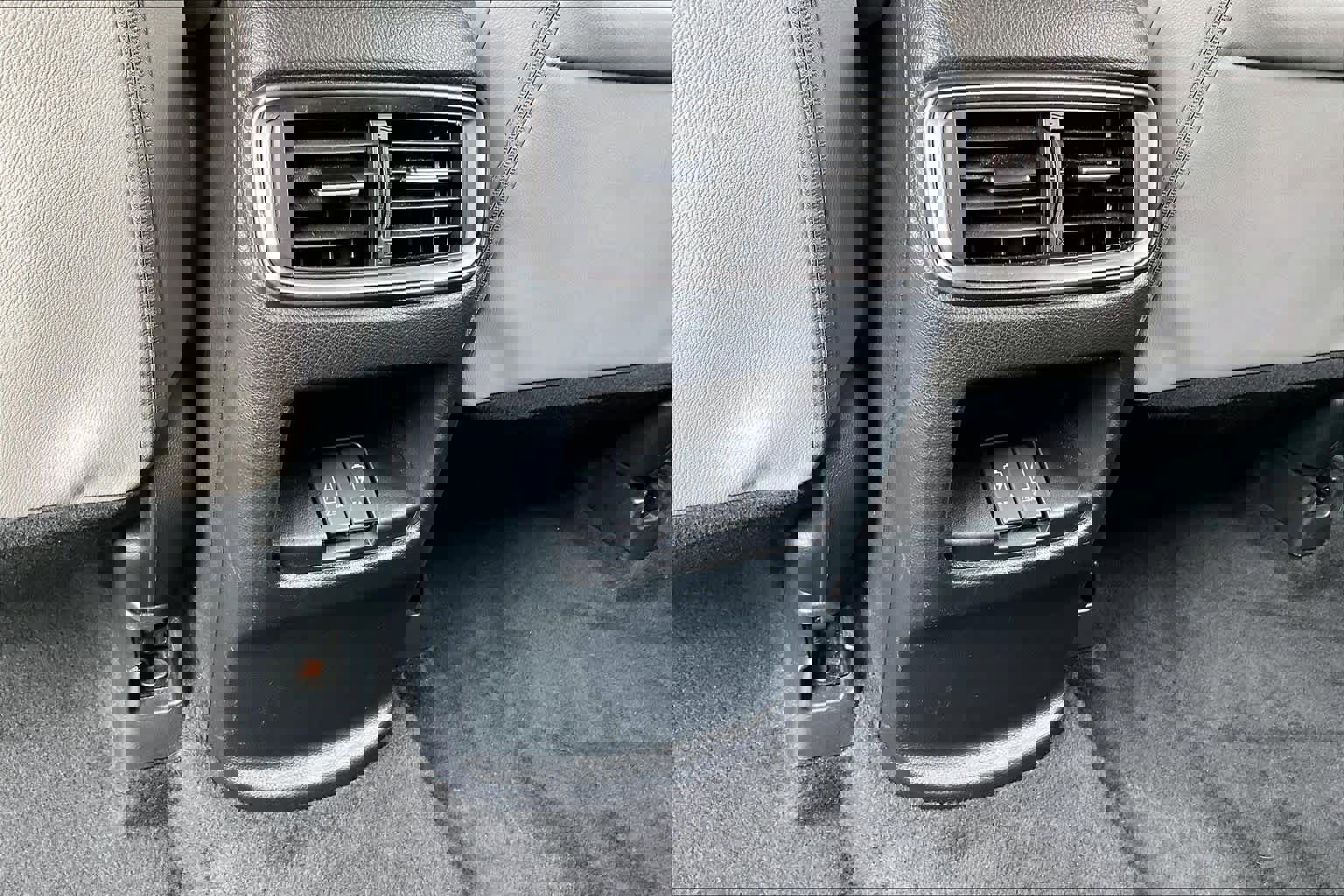 Used 2020 Honda CR-V Touring image 15