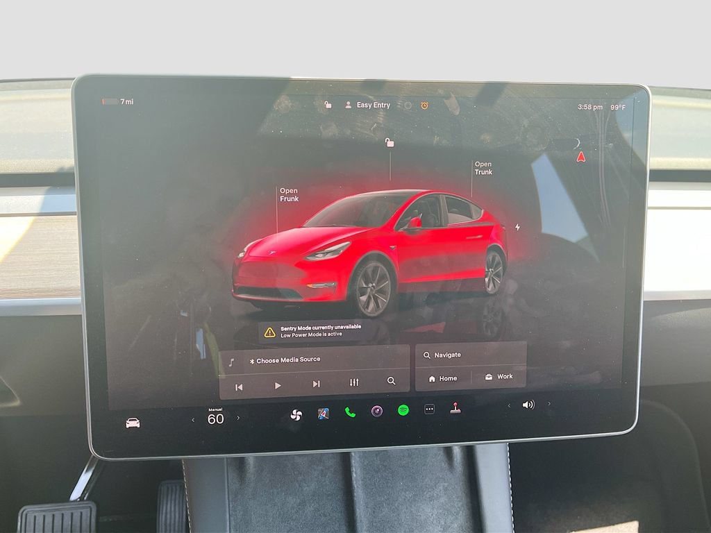 Used 2024 Tesla Model Y AWD image 15