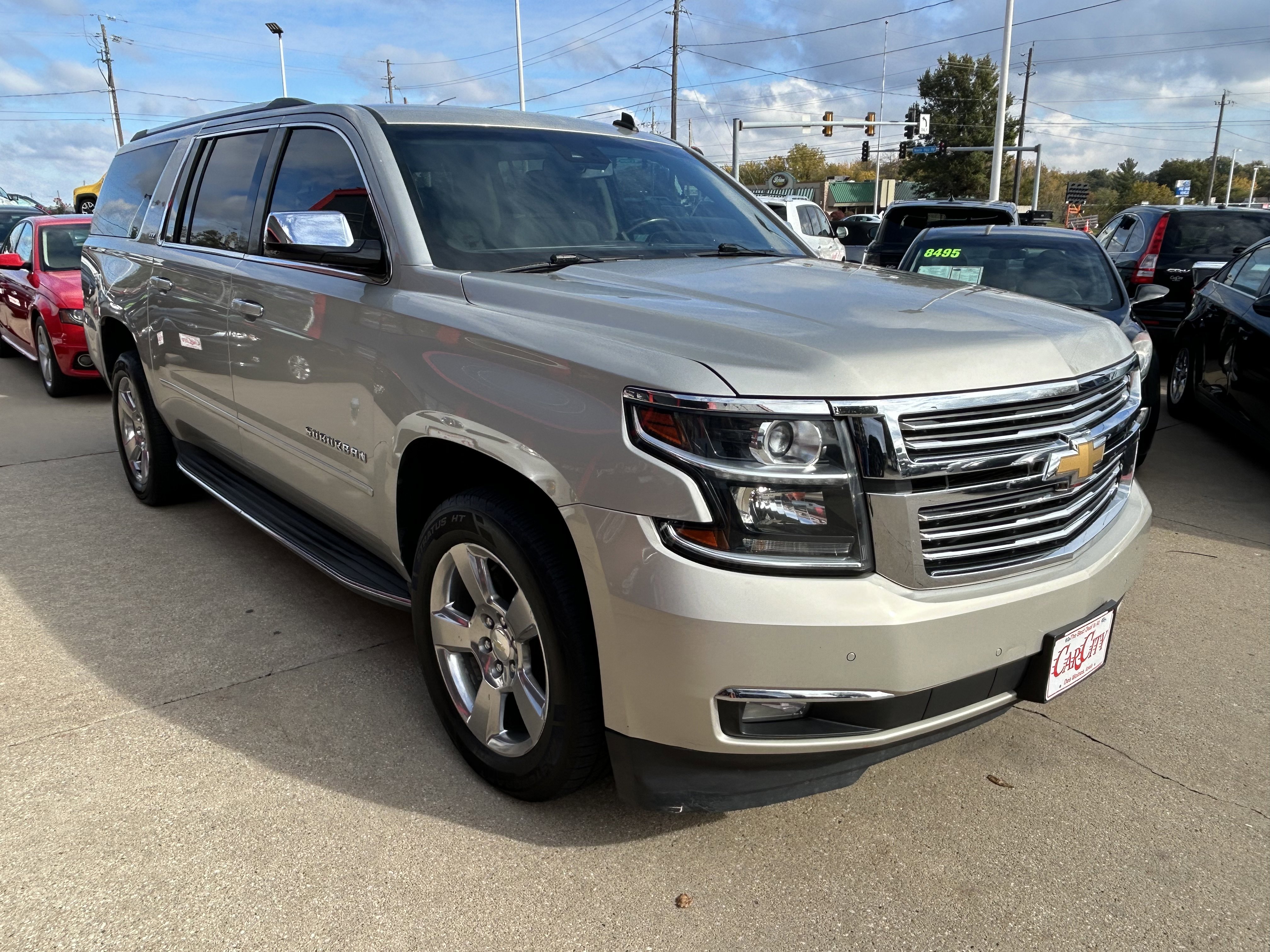 Used 2015 Chevrolet Suburban LTZ image 6