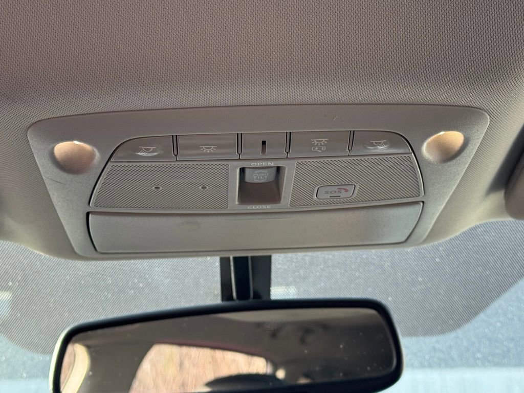 Used 2018 Nissan Murano Platinum image 20