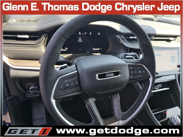New 2026 Jeep Grand Cherokee Limited w/ Limited Altitude Package RWD image 11