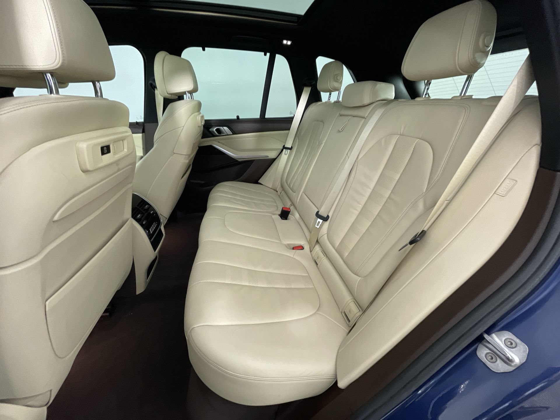 Used 2019 BMW X5 xDrive40i AWD/4WD image 24