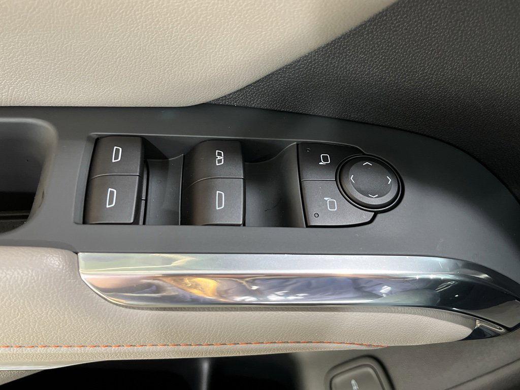 New 2026 Chevrolet Traverse LT w/ LPO, Floor Liner Package FWD image 27