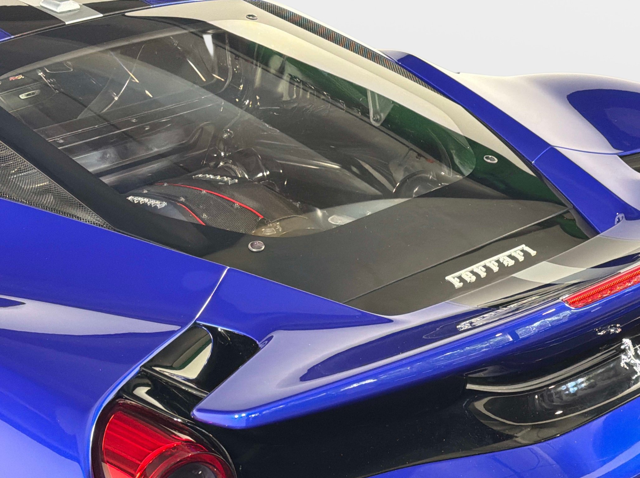 Used 2020 Ferrari 488 Pista Coupe RWD image 12